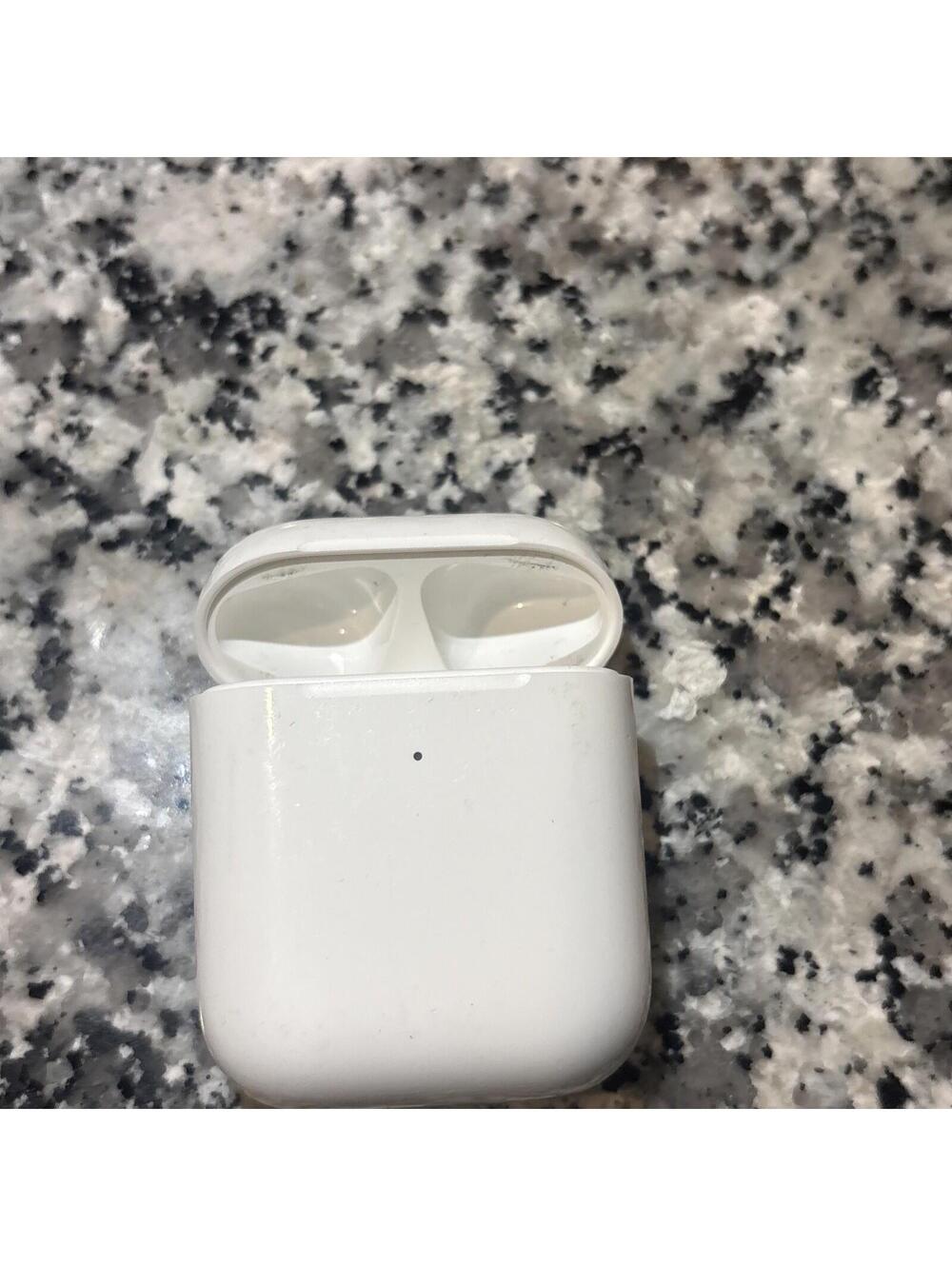 Apple AirPods A1938 2nd gen Replacement Genuine Charging Case Only